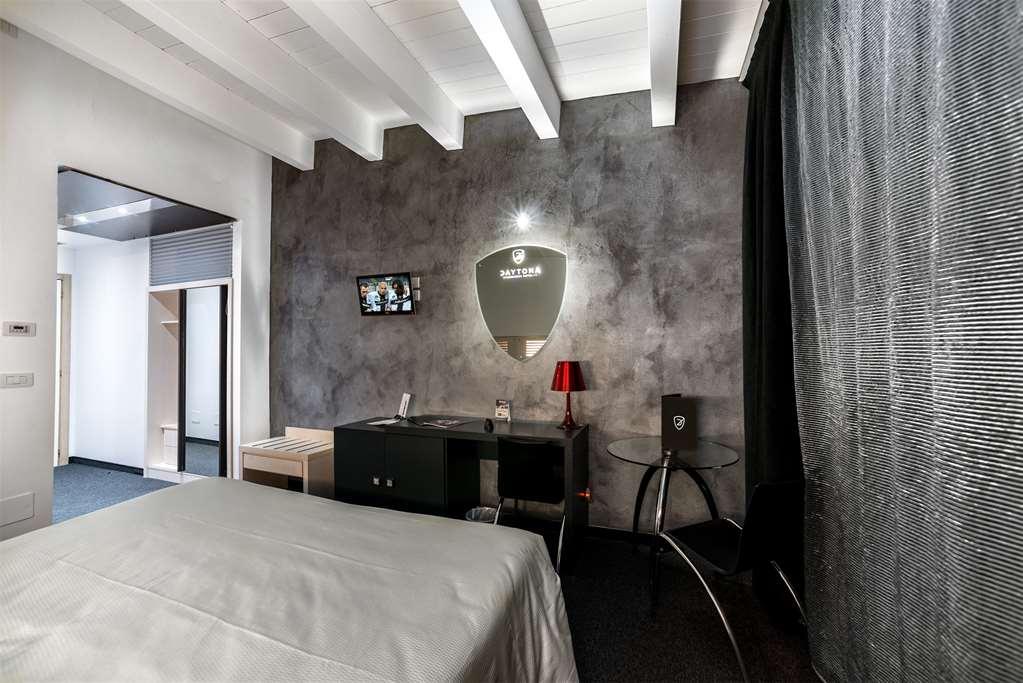 Daytona Business Hotel Collecchio Room photo